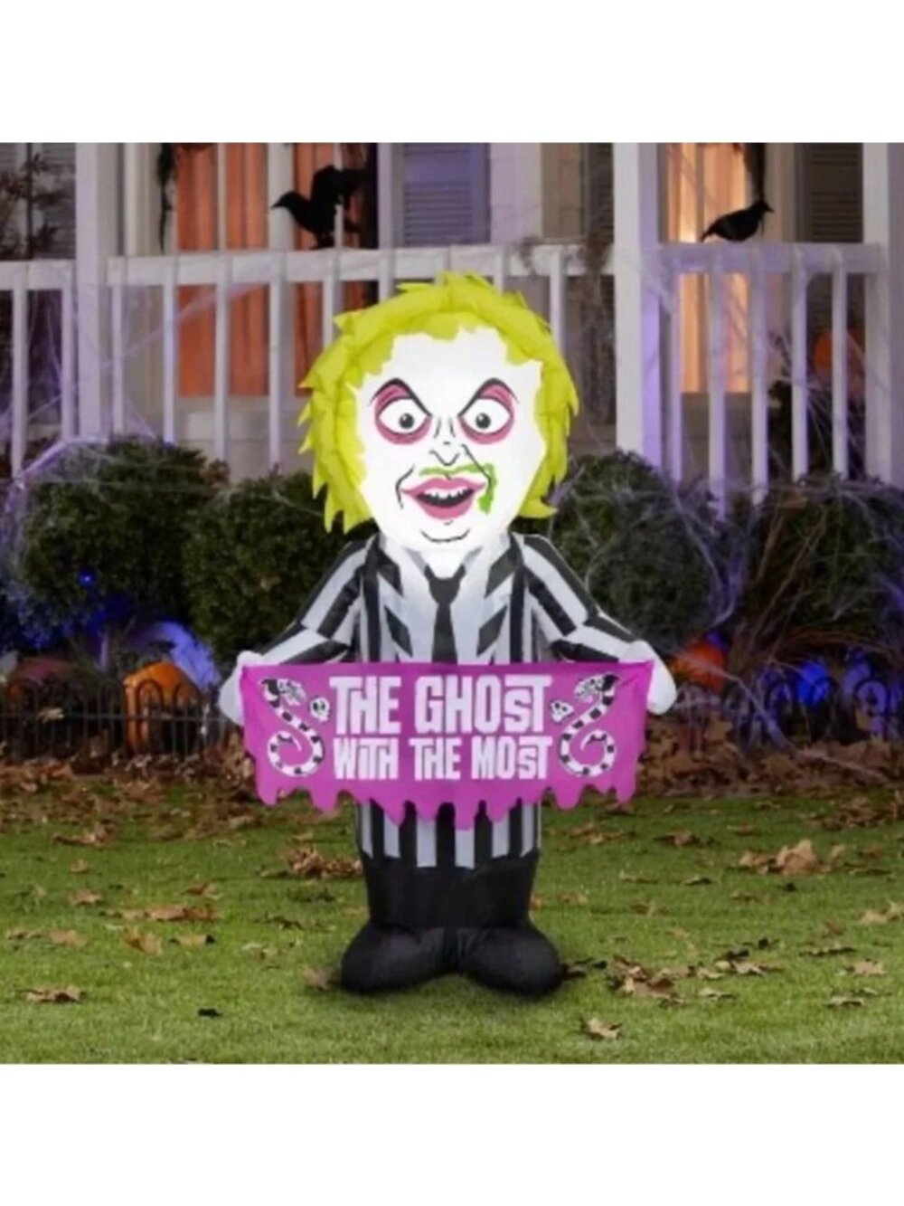 Warner Bros. 3.5' Airblown Beetlejuice with Sign Halloween Inflatable Decoration